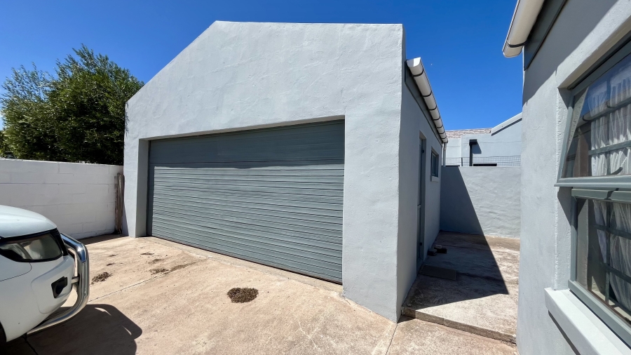 3 Bedroom Property for Sale in Country Club Western Cape